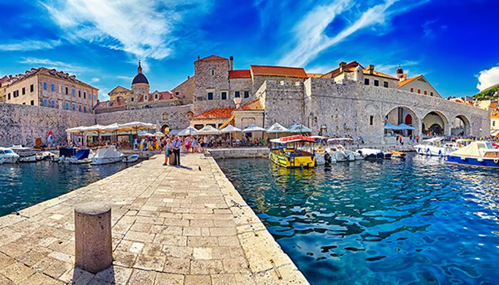 vistas desde un puente de piedra croacia con WAYAO