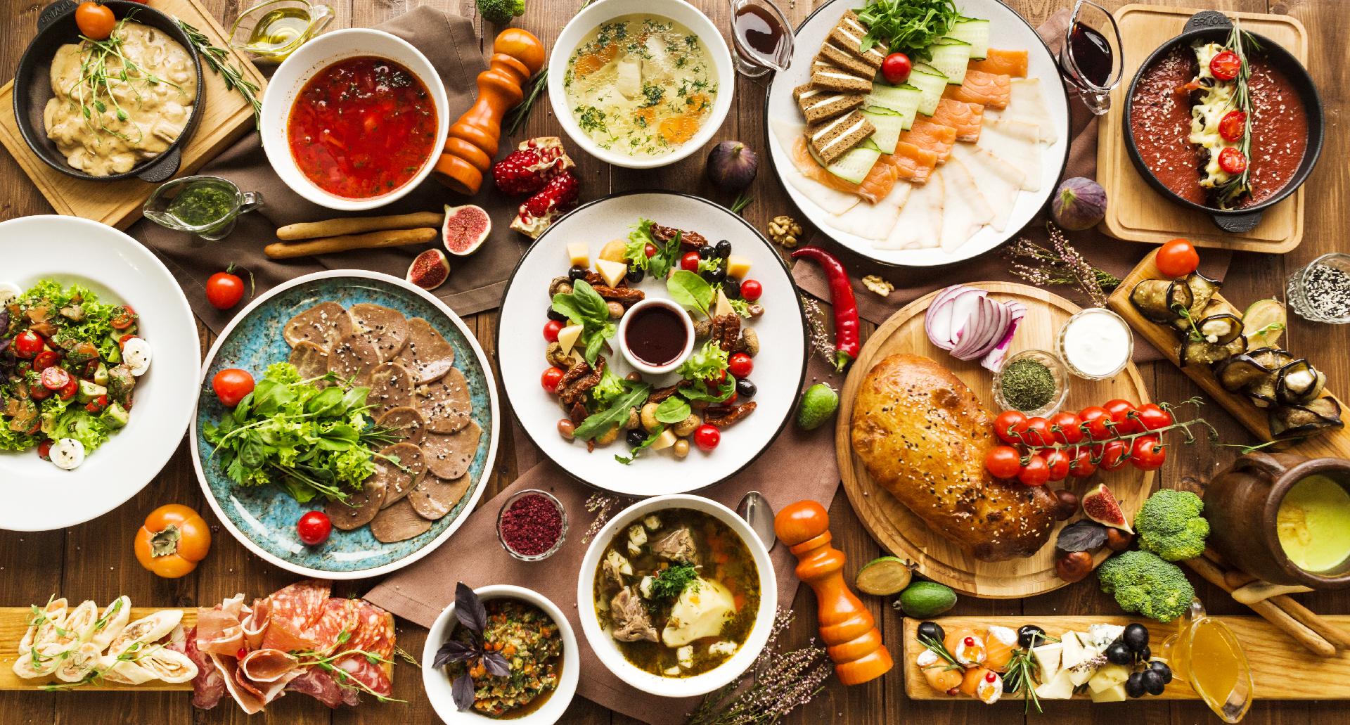 platos de cocina tradicional en aremnia con WAYAO