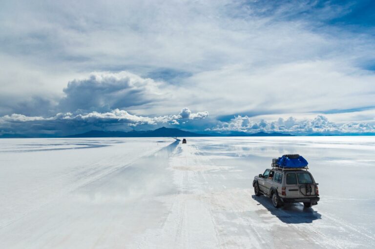 Viaje a Bolivia: descubre su cultura ancestral y el Salar de Uyuni