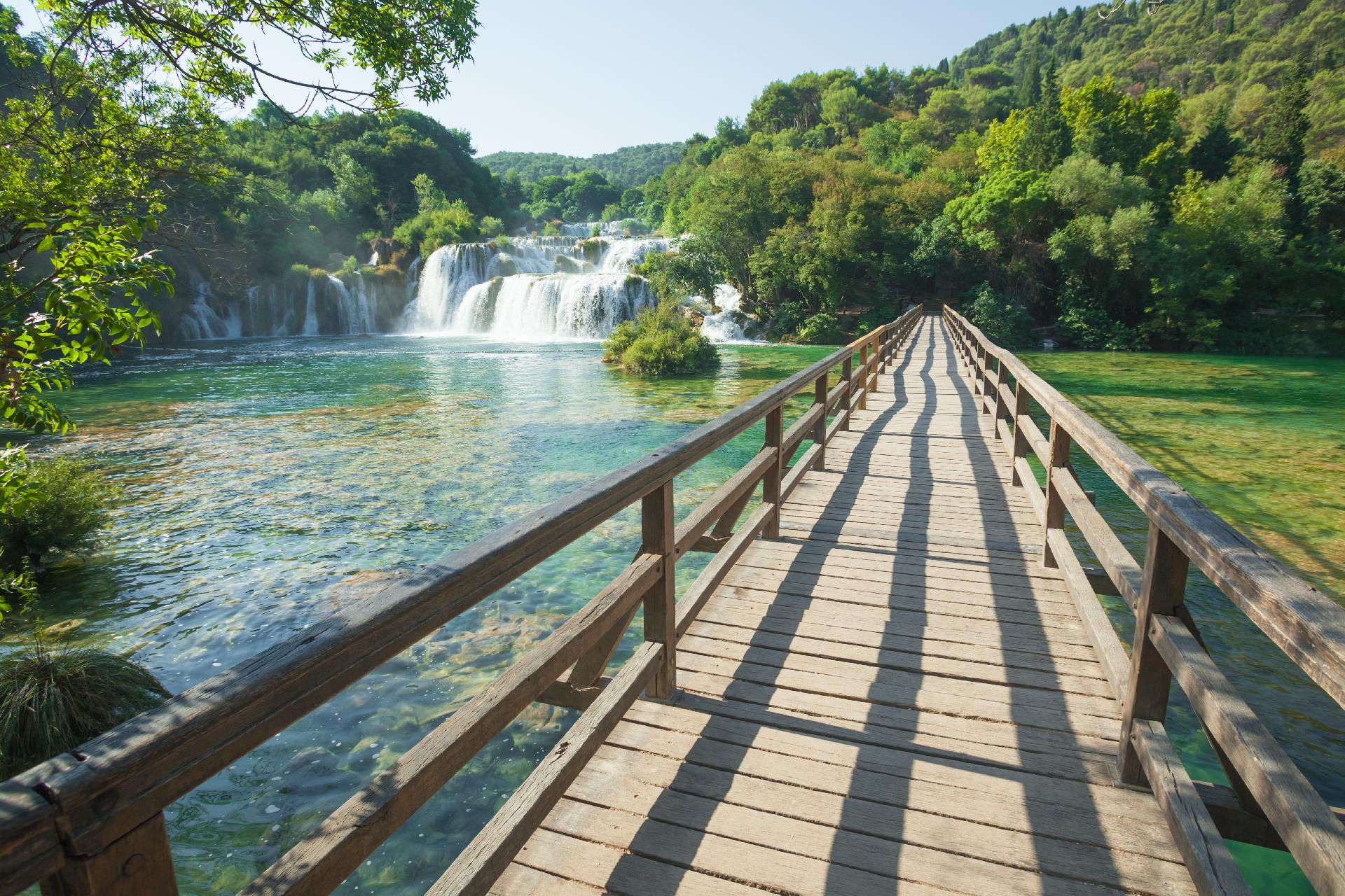 vista parque nacional de croacia con WAYAO