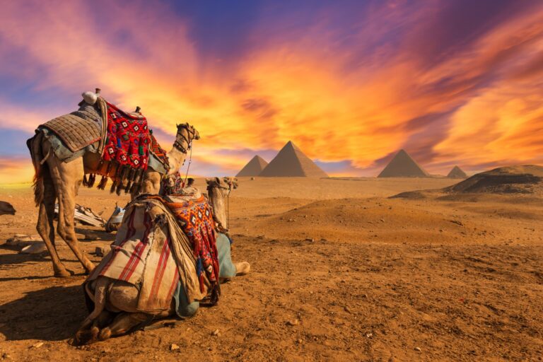 Viaje a Egipto: vive sus Pirámides, Crucero por el Nilo y Mar Rojo