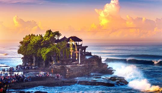 amanecer en bali con WAYAO