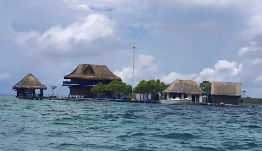 pueblo flotante con WAYAO