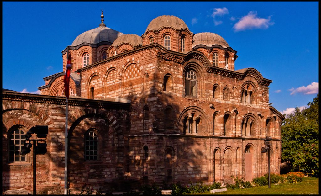 mezquita roja en estambul con WAYAO