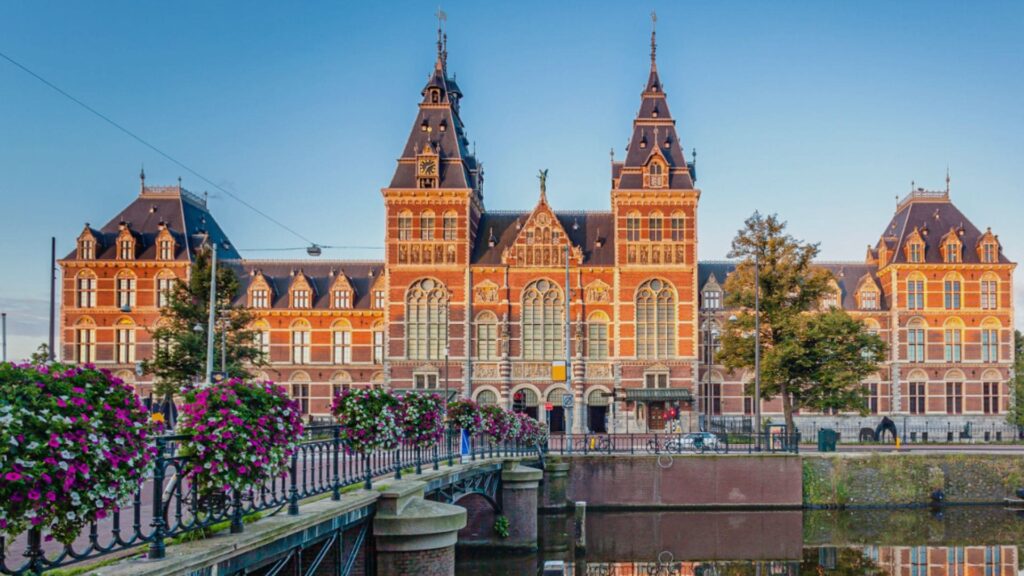 Qué ver en Ámsterdam: 10 lugares imprescindibles rijksmuseum amsterdam
